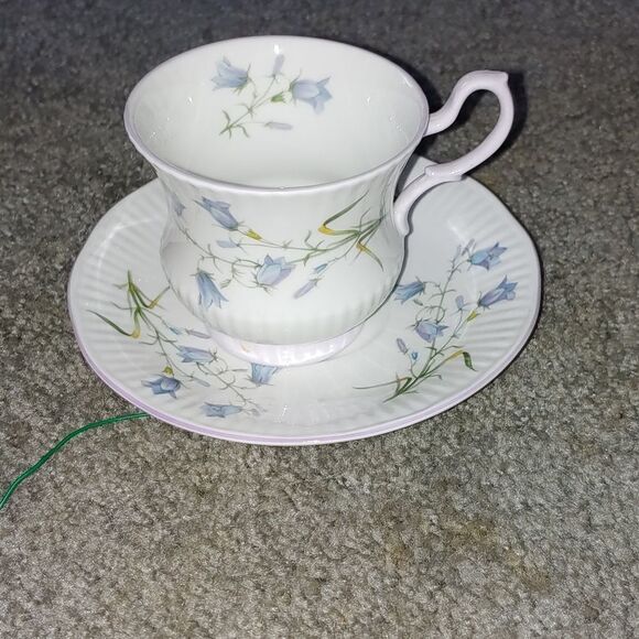 VINTAGE Queens Fine Bone China Made In England Rosina China Co. Ltd. - Picture 1 of 10